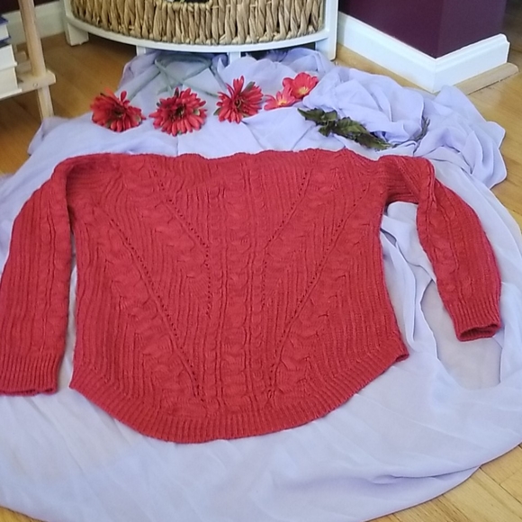 Women's Cherry Red Cable-Knit Lightweight Sweater - Picture 4 of 4